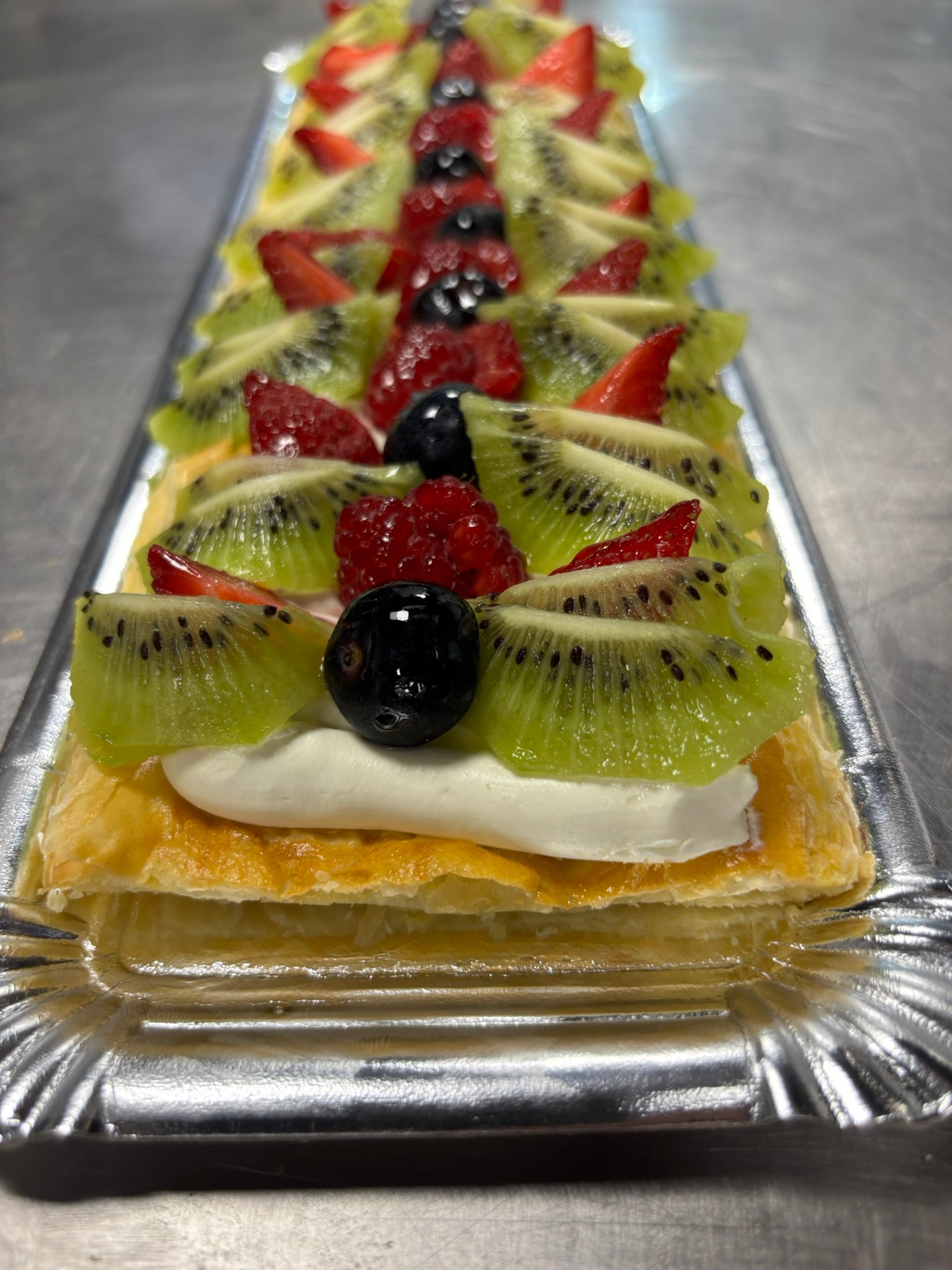 Banda de frutas con Crema Diplomática
