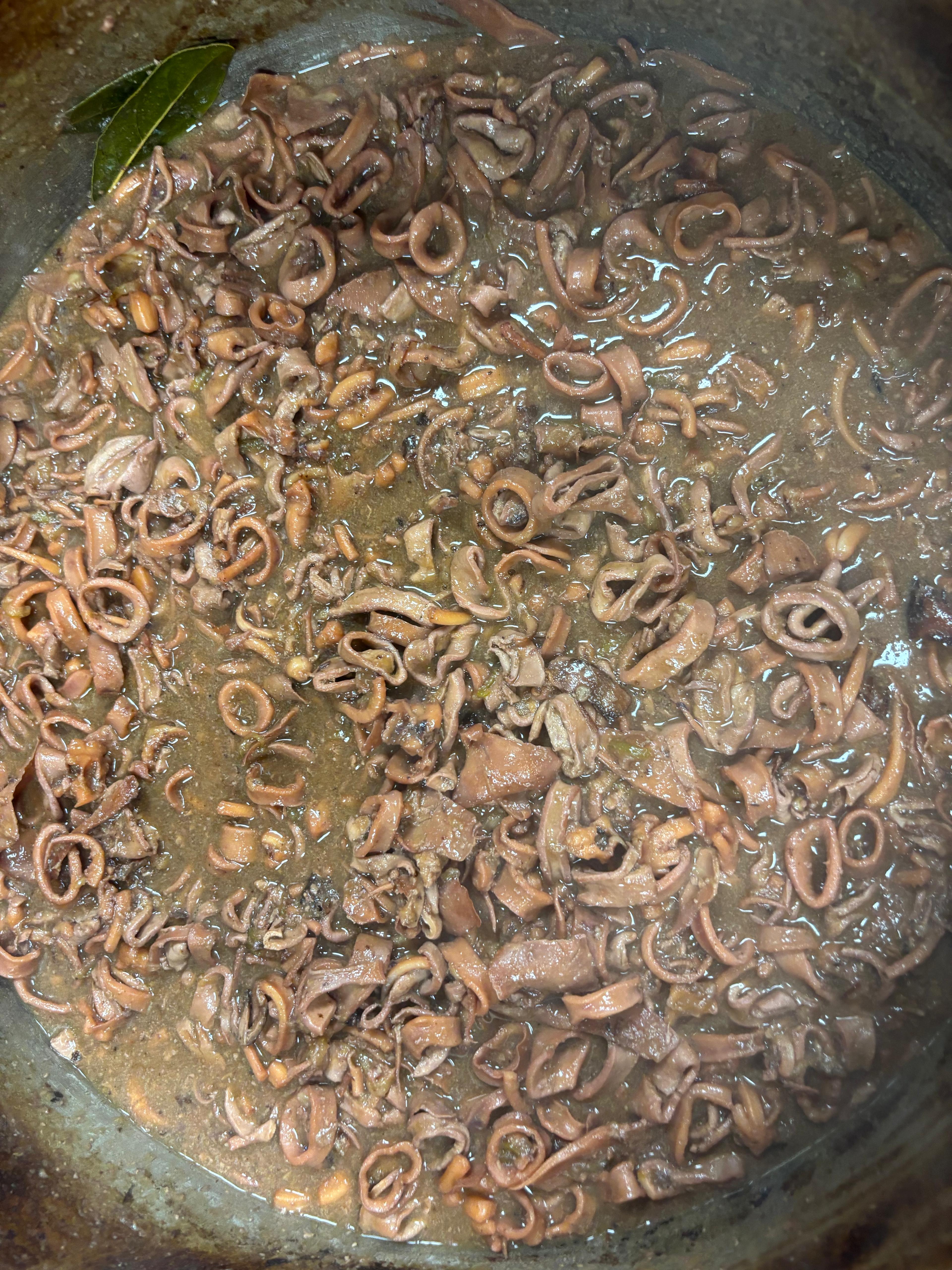 Calamar Encebollado